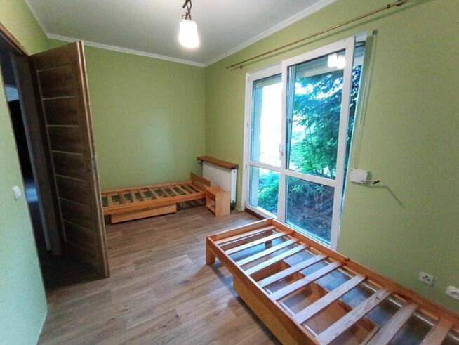 non-smoking rooms for women/pokoje dla kobiet niepalących