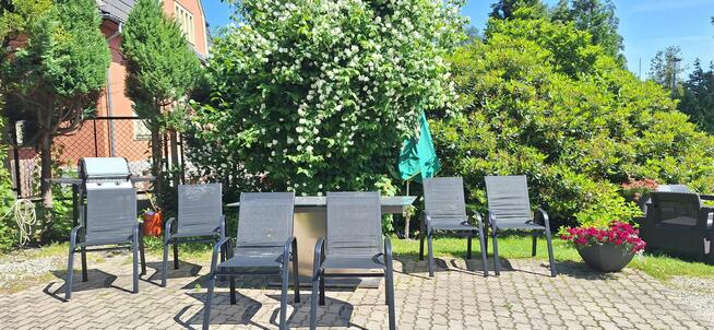 zestaw ogrodowych 2 krzesła stolik