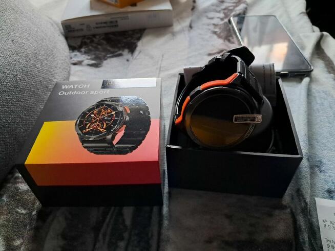 Nowy smartwatch ak59