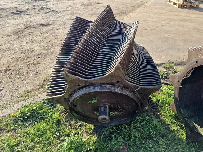 Przyczepa samozbierająca Krone XXL Nowy Rotor