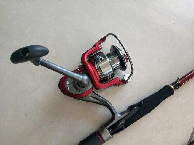 Rewelacyjny mocny zestaw spinningowy szczupak sumek