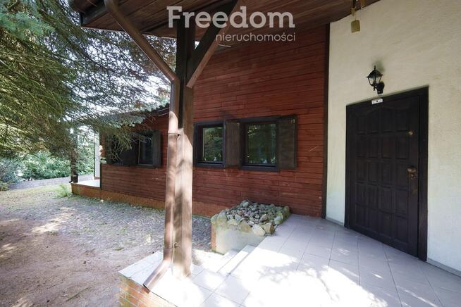 Dom całoroczny nad jeziorem