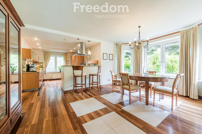 Rezydencja w Józefosławiu przy Lesie Kabackim