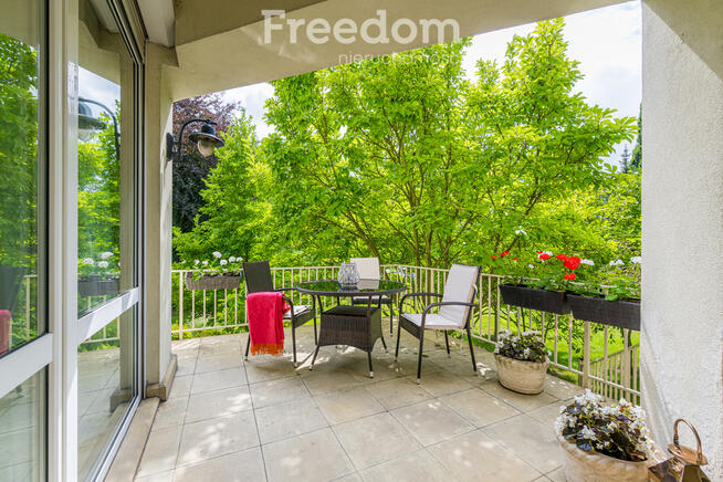 Rezydencja w Józefosławiu przy Lesie Kabackim