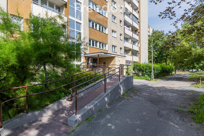 Mieszkanie po remoncie do wprowadzenia.