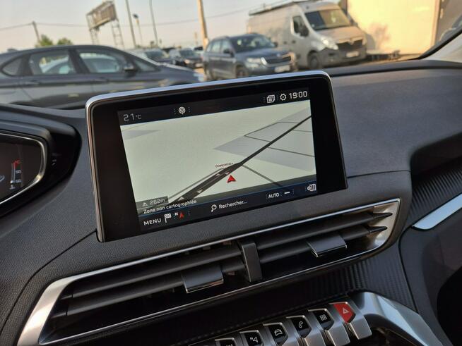 Peugeot 3008 1.2 benzyna Allure 130KM virtual NAVI led PDC kamera 2020