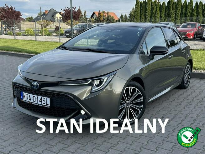 Toyota Corolla LEDY*XENON*NAVI*Czarny*Dach*Kamera*Cofania*Grzane*Fotele*Serwis*ASO