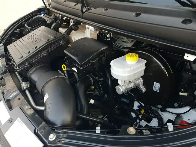 Iveco Daily KONTENER NISKOPODŁOGOWY 4,43x2,23x2,42 SKLEP BAR FOODTRUCK KAMPER AC