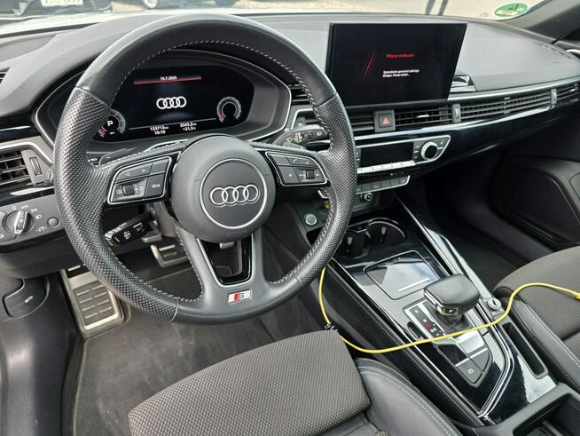 Audi A4 2.0 205ps PanoramaDach Navi El.Klapa Radar 3xS-LINE