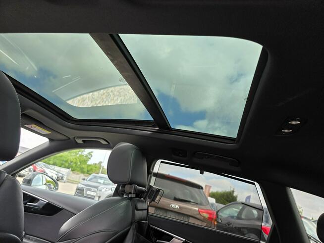 Audi A4 2.0 205ps PanoramaDach Navi El.Klapa Radar 3xS-LINE