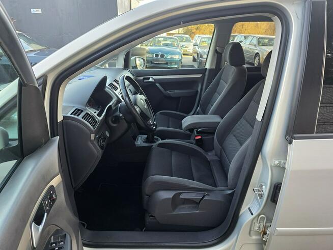 Volkswagen Touran Super Stan*Super Wyposażenie*PRZEBIEG: 159.814*Bezwypadkowy*GWARANCJA