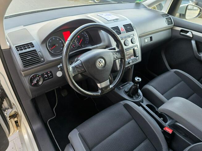 Volkswagen Touran Super Stan*Super Wyposażenie*PRZEBIEG: 159.814*Bezwypadkowy*GWARANCJA