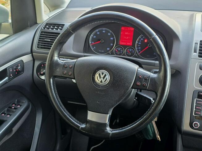 Volkswagen Touran Super Stan*Super Wyposażenie*PRZEBIEG: 159.814*Bezwypadkowy*GWARANCJA