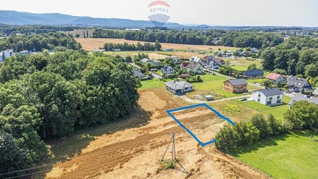 KOMOROWICE ŚLĄSKIE – DZIAŁKA BUDOWLANA