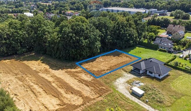 KOMOROWICE ŚLĄSKIE – DZIAŁKA BUDOWLANA