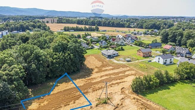 KOMOROWICE ŚLĄSKIE – DZIAŁKA BUDOWLANA