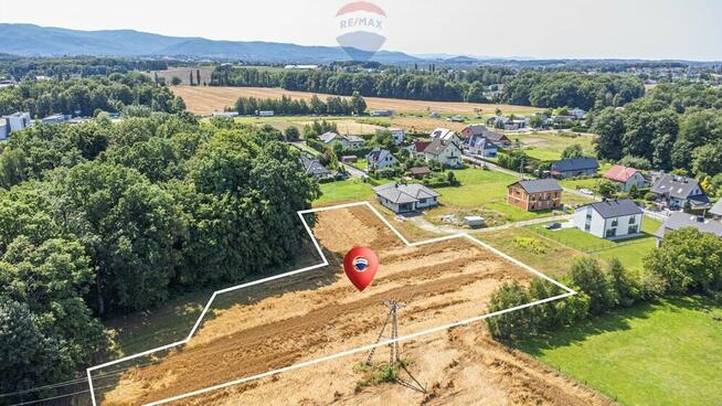 KOMOROWICE ŚLĄSKIE – DZIAŁKA BUDOWLANA