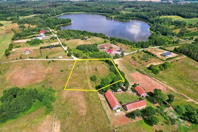 Wyjątkowa działka pomiędzy 3 jeziorami na Mazurach