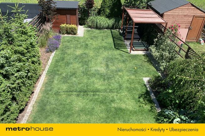 Przepiękny segment z ogródkiem i 2 msc. parking.