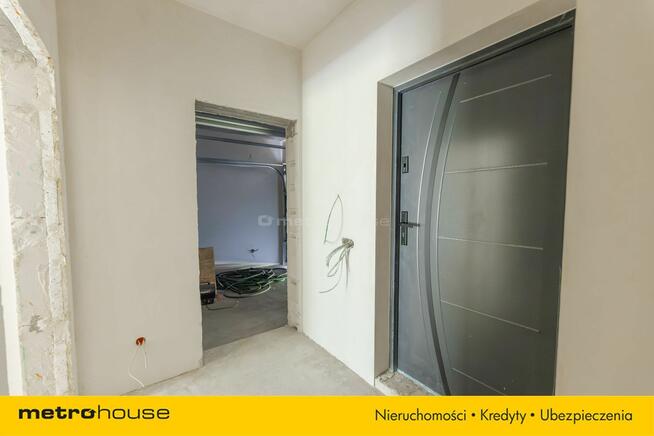 Nowoczesny dom bliźniak w Dosinie