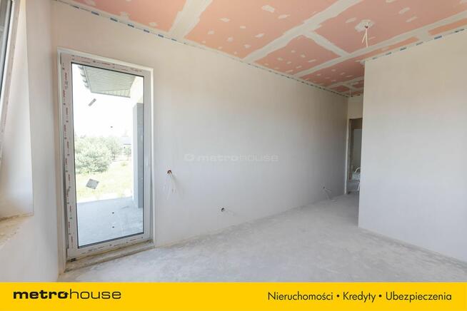 Nowoczesny dom bliźniak w Dosinie