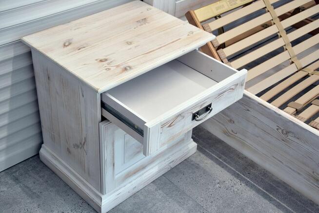 łóżko z materacami i szafkami - komplet jak nowy