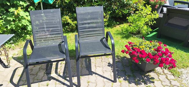 zestaw ogrodowych 2 krzesła stolik