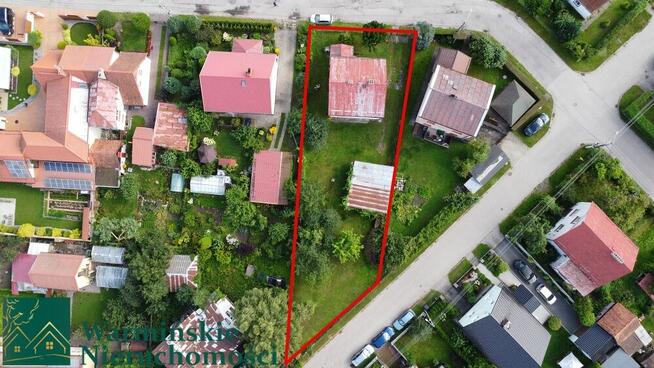 Przestronny dom z działką i garażem – idealny dla rodziny