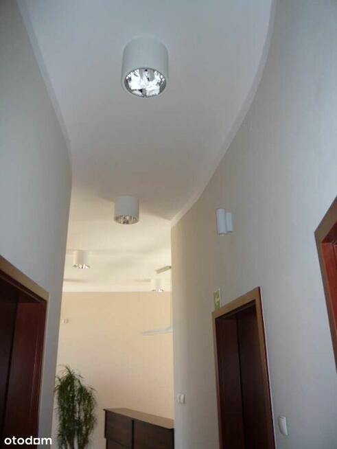 Stare Miasto, lokal biurowo-usługowy o pow. 150 m2