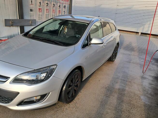 Sprzedam Opel Astra J Kombi