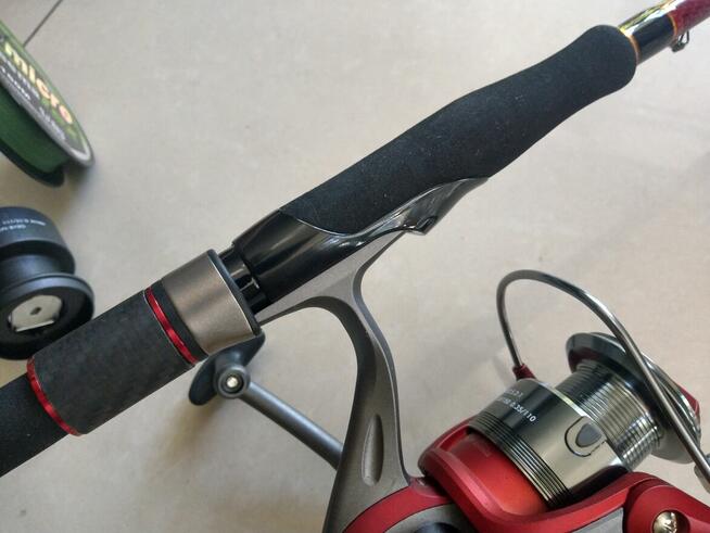 Rewelacyjny mocny zestaw spinningowy szczupak sumek