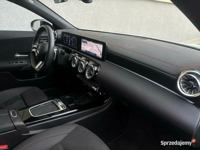 Mercedes-Benz CLA 200 - GD8T610