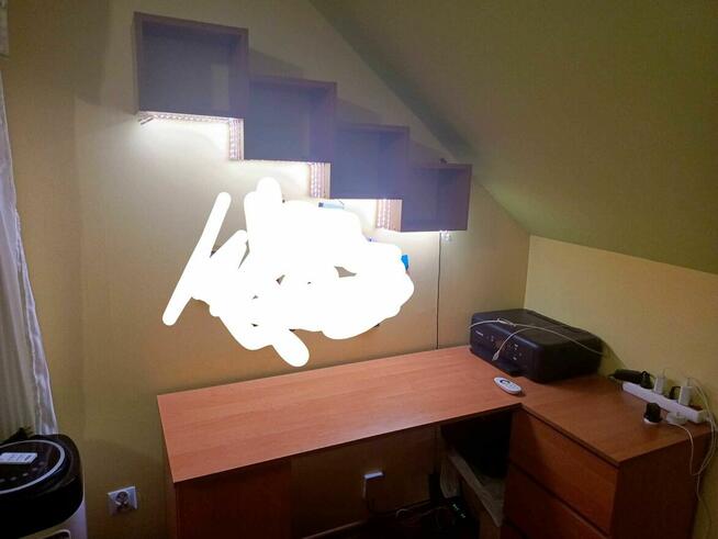 Biurko oraz półka wisząca