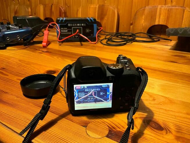 FujiFilm S2000HD - fajny bezlusterkowiec. Okazja