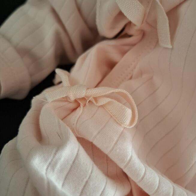 Komplet niemowlęcy czapeczka + pajacyk • 100% bawełna