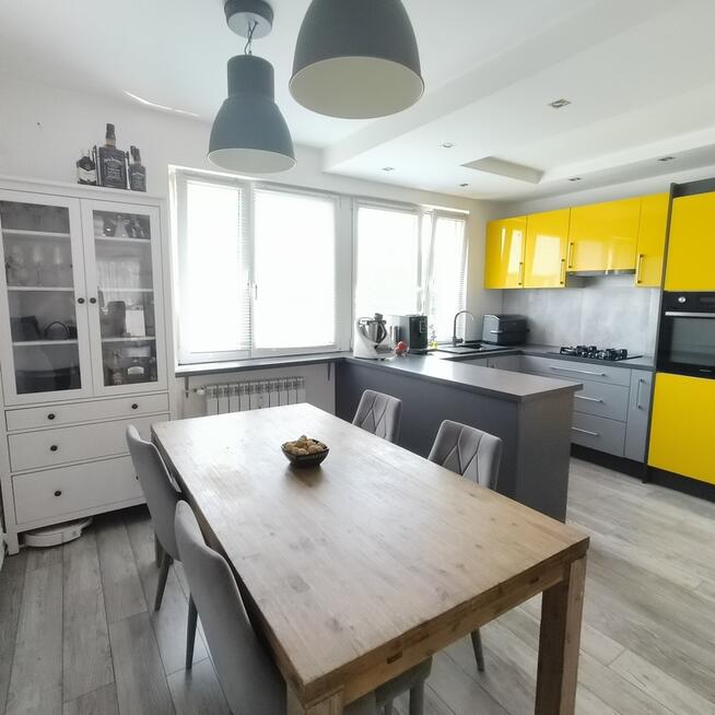 Bohaterów Warszawy, 3-pokojowe mieszkanie, 75 m2.