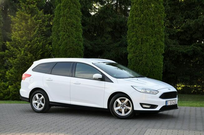Ford Focus 1.5TDCi(120KM)*Lift*Duża Navi*Klimatronik*Automat*Welur*Reling*Alu16"