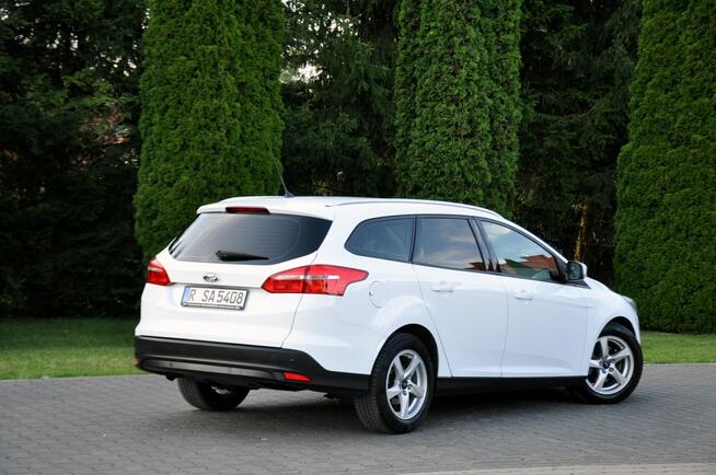 Ford Focus 1.5TDCi(120KM)*Lift*Duża Navi*Klimatronik*Automat*Welur*Reling*Alu16"