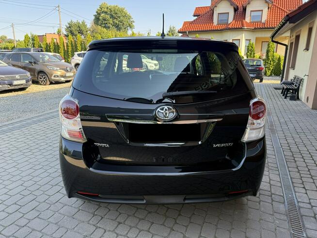 Toyota Verso 1,6 132KM Klimatronik Navi Serwis 7-osobowy