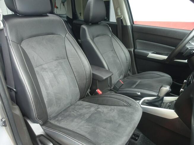 Suzuki Vitara 1,6i Panorama Ledy Półskóra Alu Navi Kam.Cof. rej.2016 VIP Gwarancja