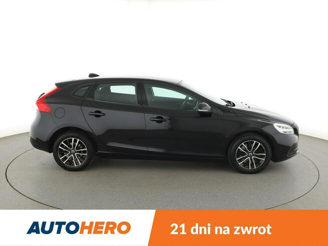Volvo V40 Automat full LED navi klima auto czujniki parkowania