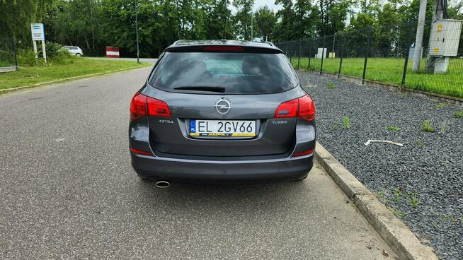 Opel Astra J 2011r 1.4 turbo 140KM LPG Klima Hak Kombi Grzane Fotele Czujniki