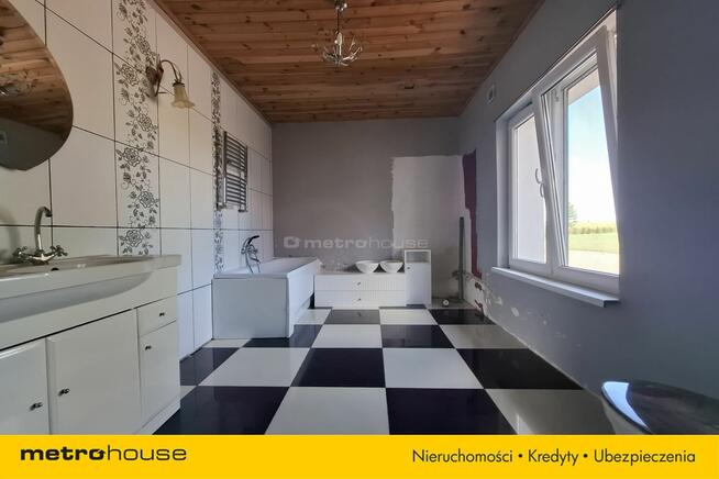 Duży dom w spokojnej okolicy/Dąbrówka