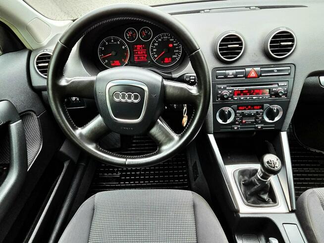 Audi A3 Panorama dach 1.6 Benzyna Klima Felgi Zarejestrowany!!
