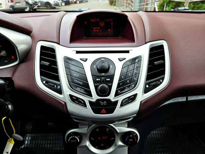 Ford Fiesta INDIVIDUAL Soczewka Chrom Skóry Climatronic TOP z Niemiec