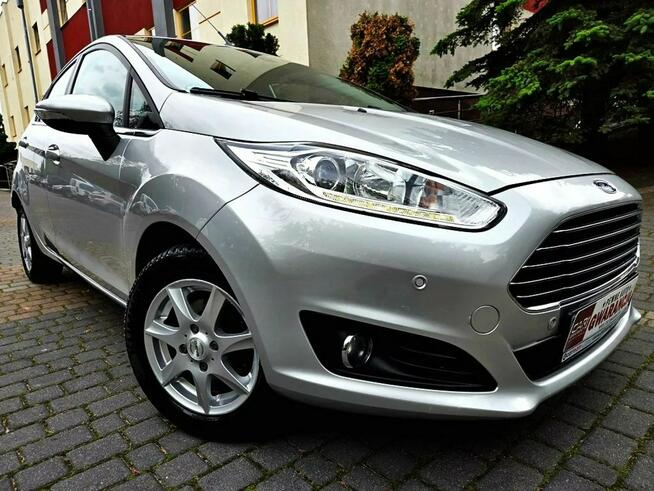 Ford Fiesta LED Navi Alufelga Halogeny Parktronik z Niemiec!!!