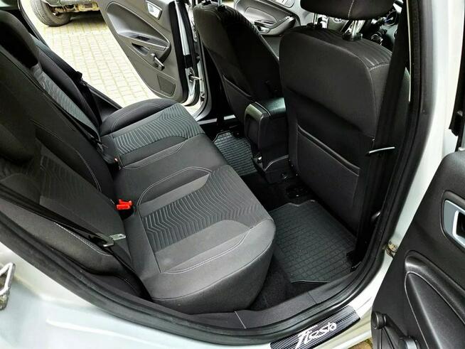 Ford Fiesta LED Navi Alufelga Halogeny Parktronik z Niemiec!!!
