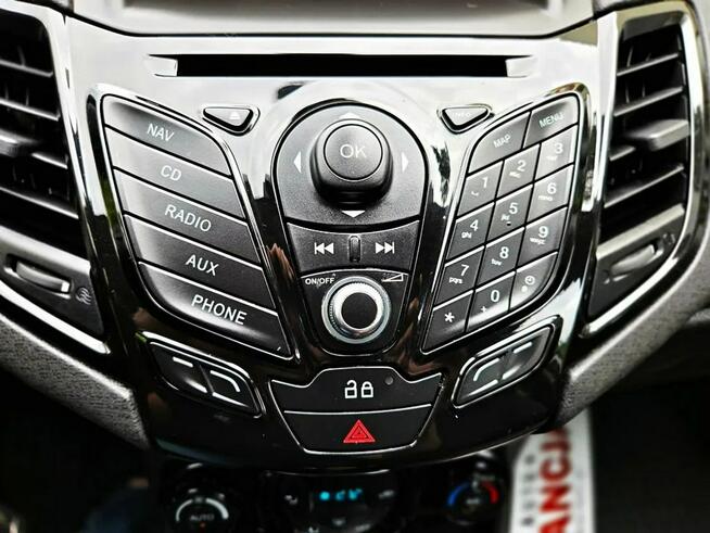 Ford Fiesta LED Navi Alufelga Halogeny Parktronik z Niemiec!!!