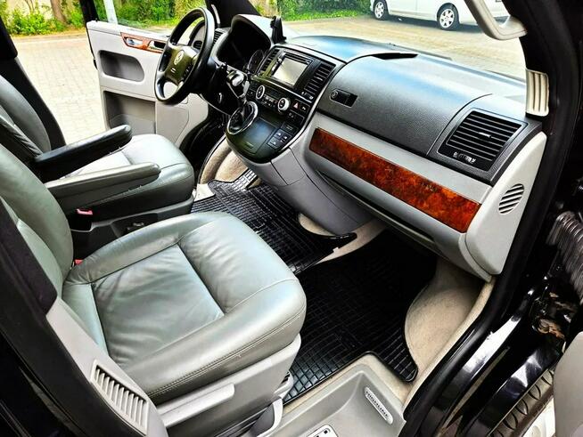 Volkswagen Multivan Navi Xenon Skóra Climatronic !!! 7 Foteli Highline