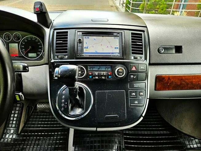 Volkswagen Multivan Navi Xenon Skóra Climatronic !!! 7 Foteli Highline